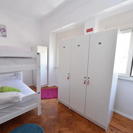 Albergue Star *